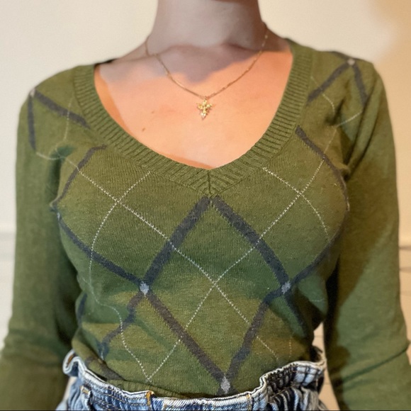 Vintage green argyle v-neck - Picture 3 of 12